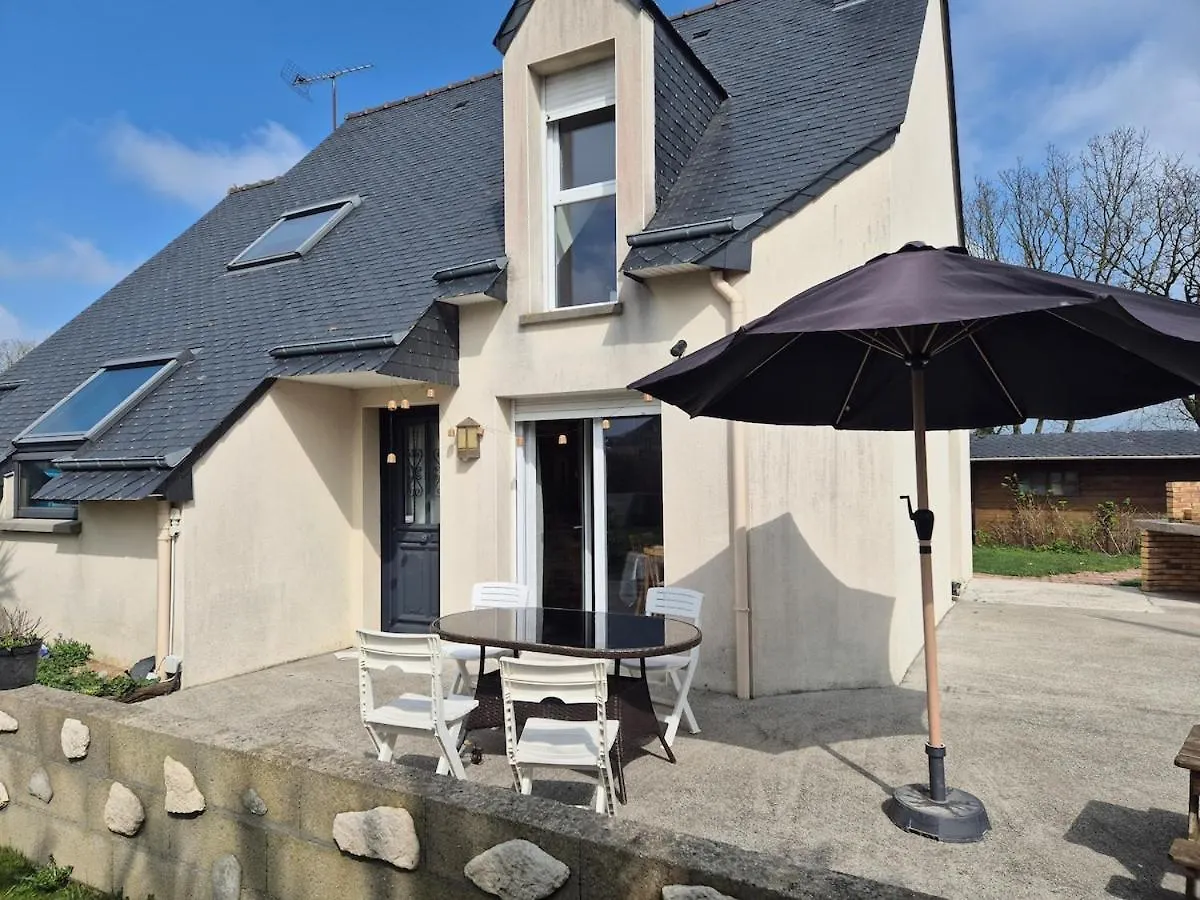 Hénansal Maison A 10Km De La Mer 0*,