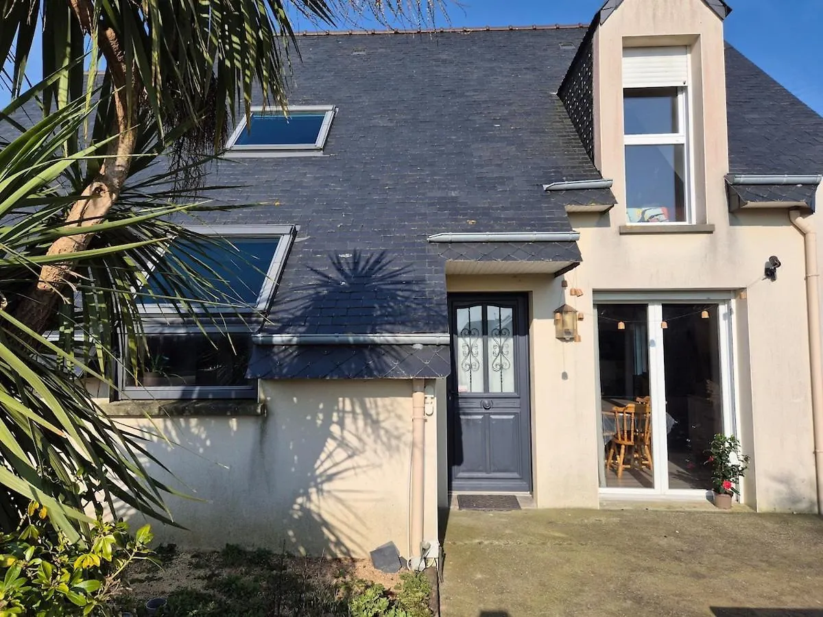 בית נופש Hénansal Maison A 10Km De La Mer