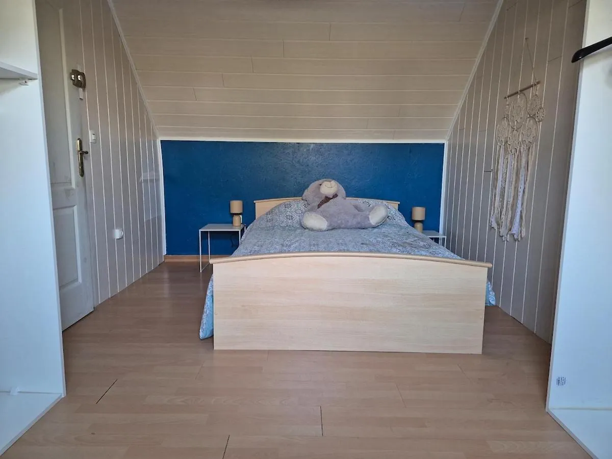 Hénansal Maison A 10Km De La Mer 0*,  צרפת