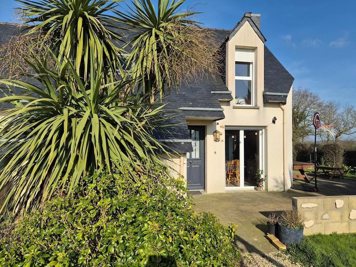 Hénansal Maison A 10Km De La Mer